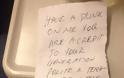 Το σημείωμα επιβάτη τρένου σε άγνωστη συνεπιβάτιδά του, ανύπαντρη μητέρα, που έγινε viral! [photo] - Φωτογραφία 2