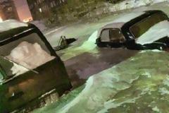 ΑΠΙΣΤΕΥΤΟ: Έσπασαν οι σωλήνες στη Σιβηρία και πάγωσαν τα ΠΑΝΤΑ [photos]