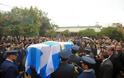 Θρήνος στο τελευταίο “αντίο” του σμηναγού Αθανάσιου Ζάγκα από το Στρούσι Ηλείας - Φωτογραφία 4