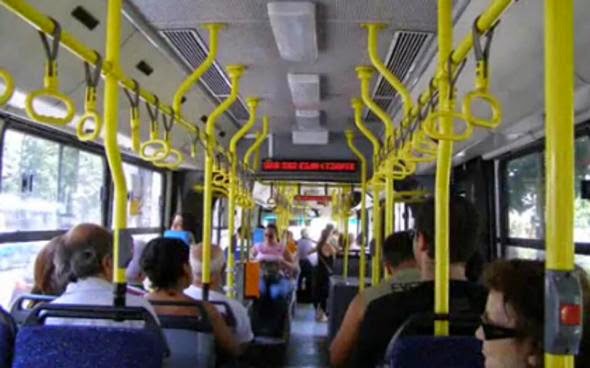 Το λεωφορείο κερδίζει το …ΙΧ - Φωτογραφία 1