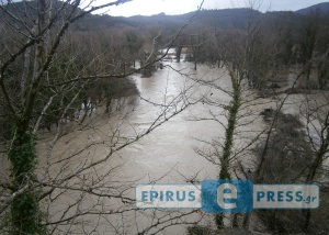 Μεγάλες καταστροφές στην περιοχή των Ιωαννίνων από την κακοκαιρία [photos] - Φωτογραφία 3