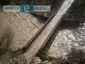 Μεγάλες καταστροφές στην περιοχή των Ιωαννίνων από την κακοκαιρία [photos] - Φωτογραφία 7