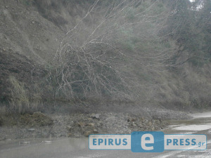 Μεγάλες καταστροφές στην περιοχή των Ιωαννίνων από την κακοκαιρία [photos] - Φωτογραφία 8