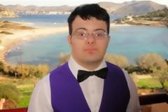 Η ιστορία του Ιάκωβου: Ο 22χρονος με Σύνδρομο Down που θέλει να δουλέψει και βρίσκει απέναντι του το κράτος!