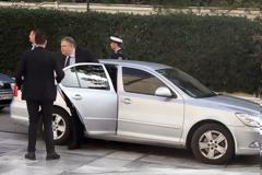 Ο Βενιζέλος άφησε τη θωρακισμένη BMW και πήρε... Skoda