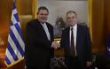 Συνάντηση του ΥΕΘΑ Πάνου Καμμένου με τον Πρέσβη της Αυστραλίας στην Ελλάδα Τζον Γκρίφιν - Φωτογραφία 1