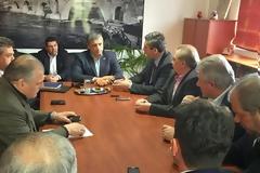 Ο Πρόεδρος της ΚΕΔΕ Γ. Πατούλης συμμετέχει στην έκτακτη συνεδρίαση για την αποκατάσταση των πλημμύρων στην 'Αρτα