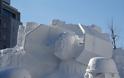 Ο ιαπωνικός στρατός χρησιμοποιεί 3.500 τόνους χιόνι και φτιάχνει το πιο τεράστιο γλυπτό χιονιού με θέμα τον πόλεμο των άστρων! - Φωτογραφία 7