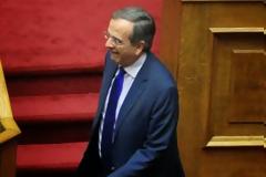ΧΑΜΟΣ! Δείτε το βλέμμα του Μητσοτάκη που…”σκότωσε” τον Σαμαρά... [photos]