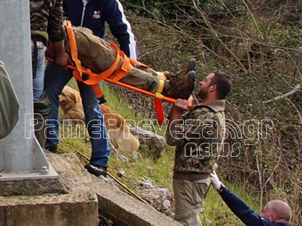 ΘΑ ΔΑΚΡΥΣΕΤΕ: Η ιστορία του σκύλου μετά από τροχαίο του αφεντικού του που συγκλονίζει...[photos] - Φωτογραφία 9