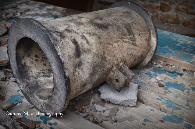 Φωτογραφικό ρεπορτάζ στη Θρυλική Βιομηχανία της Δραπετσώνας - Η εγκατάλειψη [video + photos] - Φωτογραφία 21