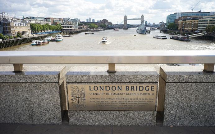 Τα δέκα σημεία της γης που οι επισκέπτες λατρεύουν να τραβούν selfies [photos] - Φωτογραφία 11
