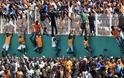 Φωτογραφίες: «Λαοθάλασσα» 1 εκατ. Ιβοριανών υποδέχθηκε τους νικητές του Κόπα Άφρικα - Φωτογραφία 6