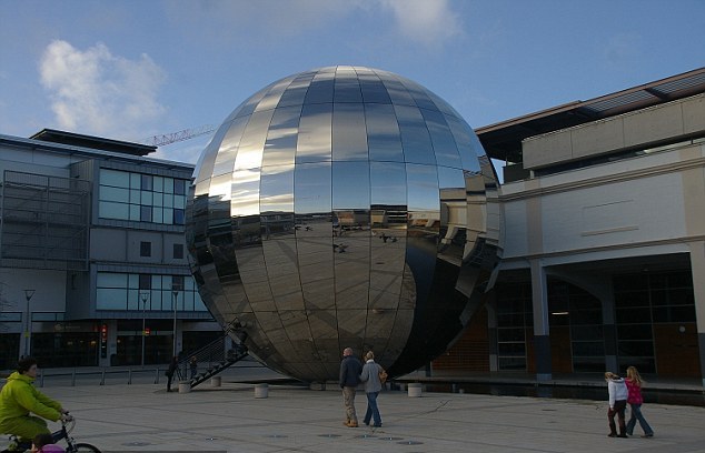 Ο απόλυτος ευρωπαϊκός προορισμός για τους αντικαπνιστές - Φωτογραφία 2