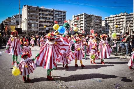 Πατρινό Καρναβάλι: Παρήλασαν 10.000 λιλιπούτειοι καρναβαλιστές και συνοδοί - Δείτε πλούσιο φωτορεπορτάζ - Φωτογραφία 11