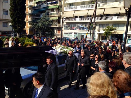 Σε τραγική κατάσταση ο Λάκης Λαζόπουλος... [photos] - Φωτογραφία 3