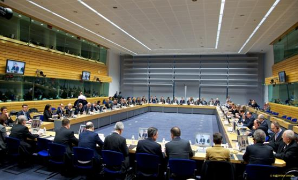 Δείτε τι γίνεται στο Eurogroup - Τελικά θα επιτευχθεί συμφωνία; - Φωτογραφία 1
