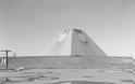 Τεράστια πυραμίδα στη μέση του πουθενά κατασκεύασε ο Αμερικανικός στρατός (Εικόνες) - Φωτογραφία 8