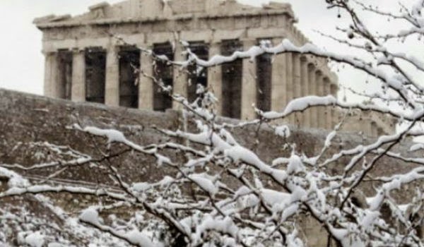 Στα «λευκά» ξύπνησε η Αθήνα – Προβλήματα στους δρόμους - Ποια σχολεία θα παραμείνουν κλειστά - Φωτογραφία 1