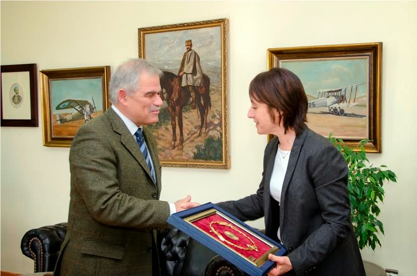 Συνάντηση ΥΦΕΘΑ Νίκου Τόσκα με την Πρέσβη του Ισραήλ Irit Ben-Abba Vitale - Φωτογραφία 3