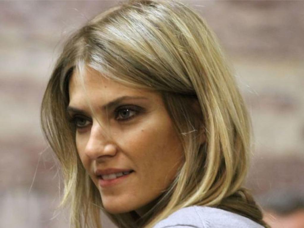 Δυο Ελληνίδες στο top 10 με τις ωραιότερες γυναίκες πολιτικούς στον κόσμο - Ποιες είναι; - Φωτογραφία 9