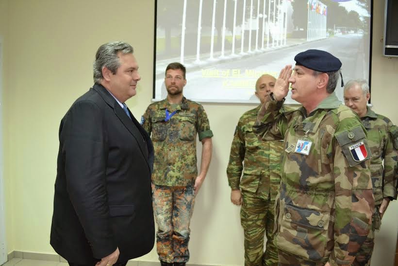 Επίσκεψη του ΥΕΘΑ Π. Καμμένου στο Στρατηγείο της EUFOR RCA στη Λάρισα - Φωτογραφία 3