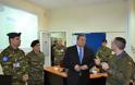 Επίσκεψη του ΥΕΘΑ Π. Καμμένου στο Στρατηγείο της EUFOR RCA στη Λάρισα