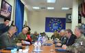 Επίσκεψη του ΥΕΘΑ Π. Καμμένου στο Στρατηγείο της EUFOR RCA στη Λάρισα - Φωτογραφία 4