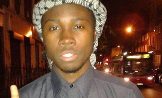 Βρετανία: 19χρονος Μουσουλμάνος σχεδίαζε αποκεφαλισμό στρατιώτη - Φωτογραφία 1