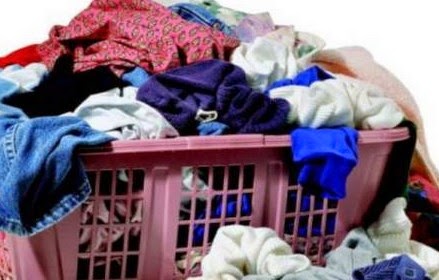 Tips για να πλύνεις τα σκουρόχρωμα ρούχα... - Φωτογραφία 1