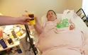 Σπαρακτικό: Αυτή η παχύσαρκη γυναίκα, αρνείται να σηκωθεί από το κρεβάτι, γνωρίζοντας πως θα πεθάνει! [photos] - Φωτογραφία 5