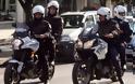 Η απίστευτη συμπεριφορά αστυνομικού της ομάδας ΔΙΑΣ που τιμάει την ελληνική αστυνομία