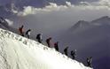 Ελβετία: Τρεις σκιέρ νεκροί από πτώση χιονοστιβάδας