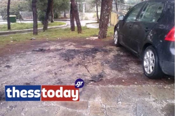 Έκαψαν το αυτοκίνητο Έλληνα πολιτικού! [photos] - Φωτογραφία 2