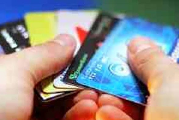 Δείτε πώς μπορείτε να κάνετε σωστή χρήση της πιστωτικής σας κάρτας! - Φωτογραφία 1