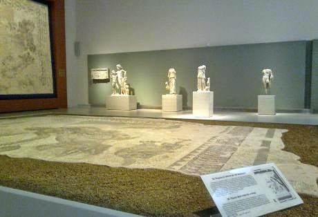 Πάτρα: H μαρμάρινη κεφαλή της Αυτοκράτειρας Φαυστίνας το έκθεμα του μήνα στο Αρχαιολογικό Μουσείο - Φωτογραφία 1
