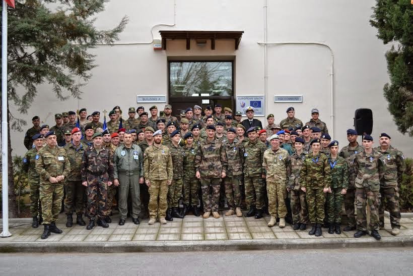 Τελευταία παρασημοφόρηση στο Στρατηγείο της EUFOR RCA στη Λάρισα - Φωτογραφία 6