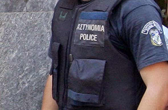 Σε διαθεσιμότητα ο αστυνομικός των κρατητηρίων του Α.Τ. Κορίνθου - Φωτογραφία 1