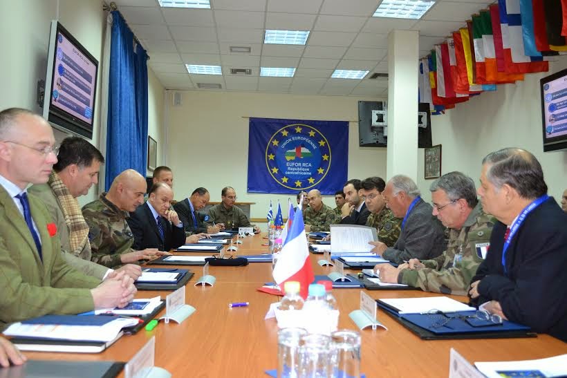 Υψηλόβαθμη Αντιπροσωπεία του ΥΠΕΘΑ Χιλής στο Ευρωπαϊκό Στρατηγείο Λάρισας - Φωτογραφία 1