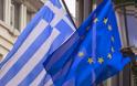 Reuters: Η μοίρα της Ελλάδας είναι συνυφασμένη με την επιβίωση του ευρώ
