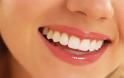 Πέντε παράξενοι λόγοι που δεν έχουμε πολύ λευκά δόντια