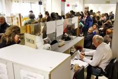 Η αλήθεια για το ασφαλιστικό μέσα από τρεις πίνακες - Τι βλέπει η WSJ