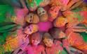 Holi Festival: Η εντυπωσιακή γιορτή στην Ινδία που γεμίζει τις πόλεις με χρώμα [photos] - Φωτογραφία 7