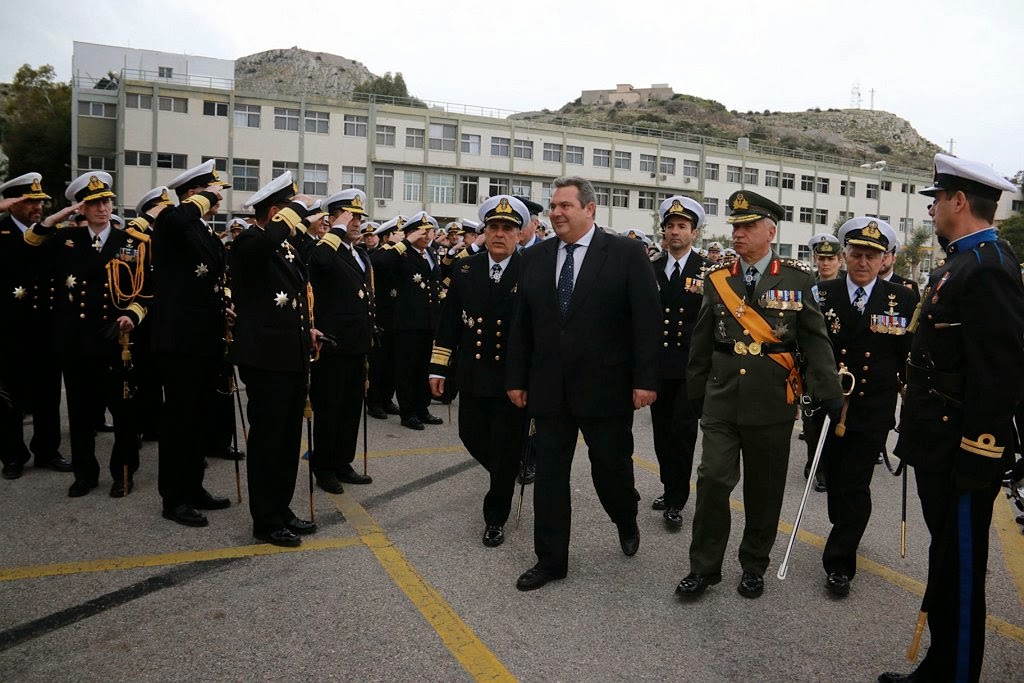 ΦΩΤΟ ΑΠΟ ΤΗΝ ΤΕΛΕΤΗ ΠΑΡΑΔΟΣΗΣ-ΠΑΡΑΛΑΒΗΣ ΚΑΘΗΚΟΝΤΩΝ ΑΡΧΗΓΟΥ ΣΤΟΛΟΥ - Φωτογραφία 3