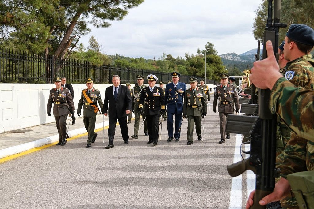 ΦΩΤΟ ΑΠΟ ΤΗΝ ΤΕΛΕΤΗ ΠΑΡΑΔΟΣΗΣ-ΠΑΡΑΛΑΒΗΣ ΚΑΘΗΚΟΝΤΩΝ ΔΙΟΙΚΗΤΟΥ ΑΣΔΕΝ - Φωτογραφία 4