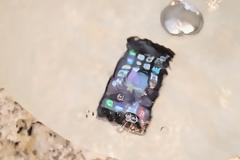 Το iPhone 6S  είναι πιθανόν να είναι αδιάβροχο