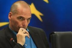 Η πρόταση του Βαρουφάκη: Φοιτητές και τουρίστες γίνονται μυστικοί εφοριακοί