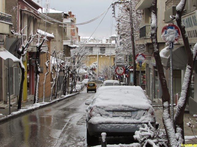 Ντύθηκε στα λευκά η πόλη της Κοζάνης - Φωτογραφία 5