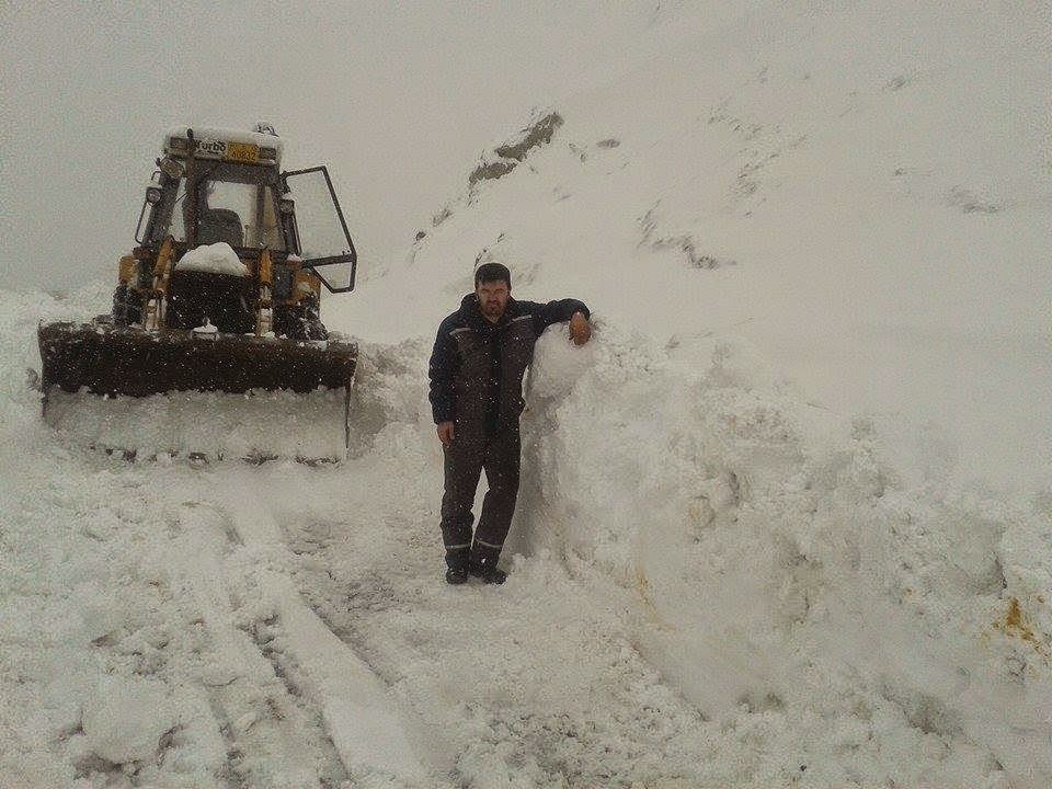 Κλειστά σχολεία και την Τρίτη στην Ξάνθη λόγω του χιονιού – Συνεχίζονται τα προβλήματα - Φωτογραφία 1