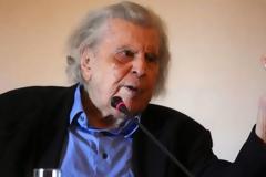 Ο συγκλονιστικός Μίκης Θεοδωράκης: Ετσι αποχαιρέτησα τον Μάνο Χατζιδάκη – Τι είπε για Βαρουφάκη και Αντίσταση